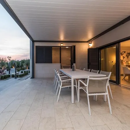 Adora Villa